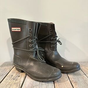 Hunter Original Lace Wellington Rain Boots in Hunter Green